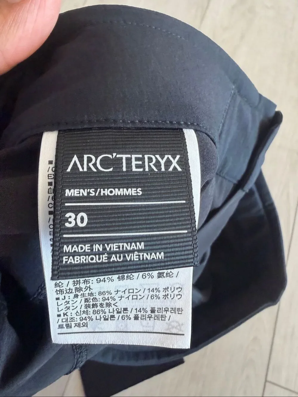 Arc'teryx Palisade Belted Hiking Shorts Mens 30 Black